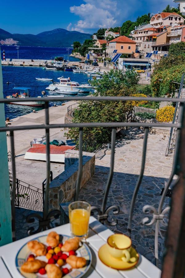 Apartments Bigovo Veljic ティヴァト エクステリア 写真