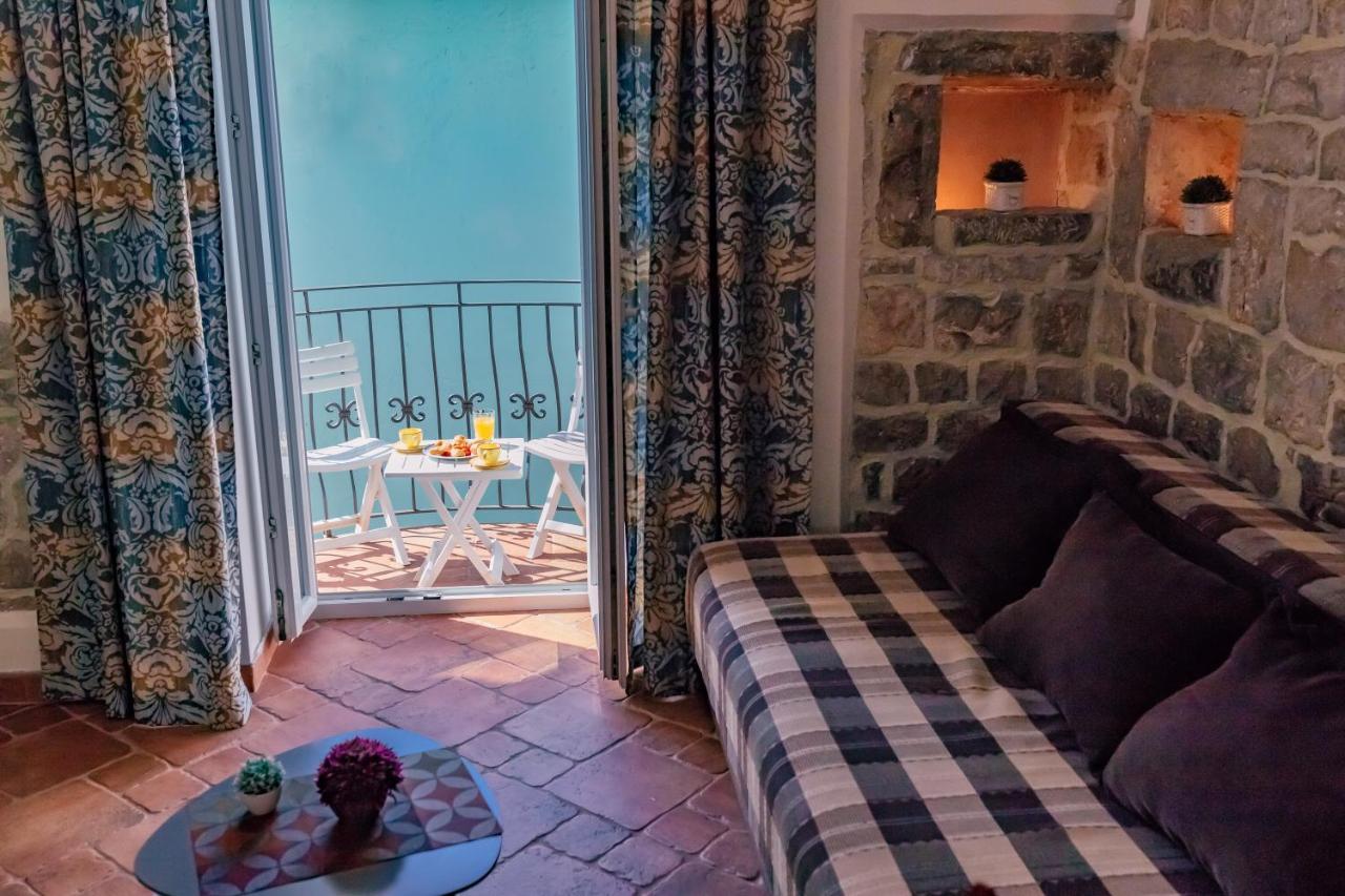 Apartments Bigovo Veljic ティヴァト エクステリア 写真