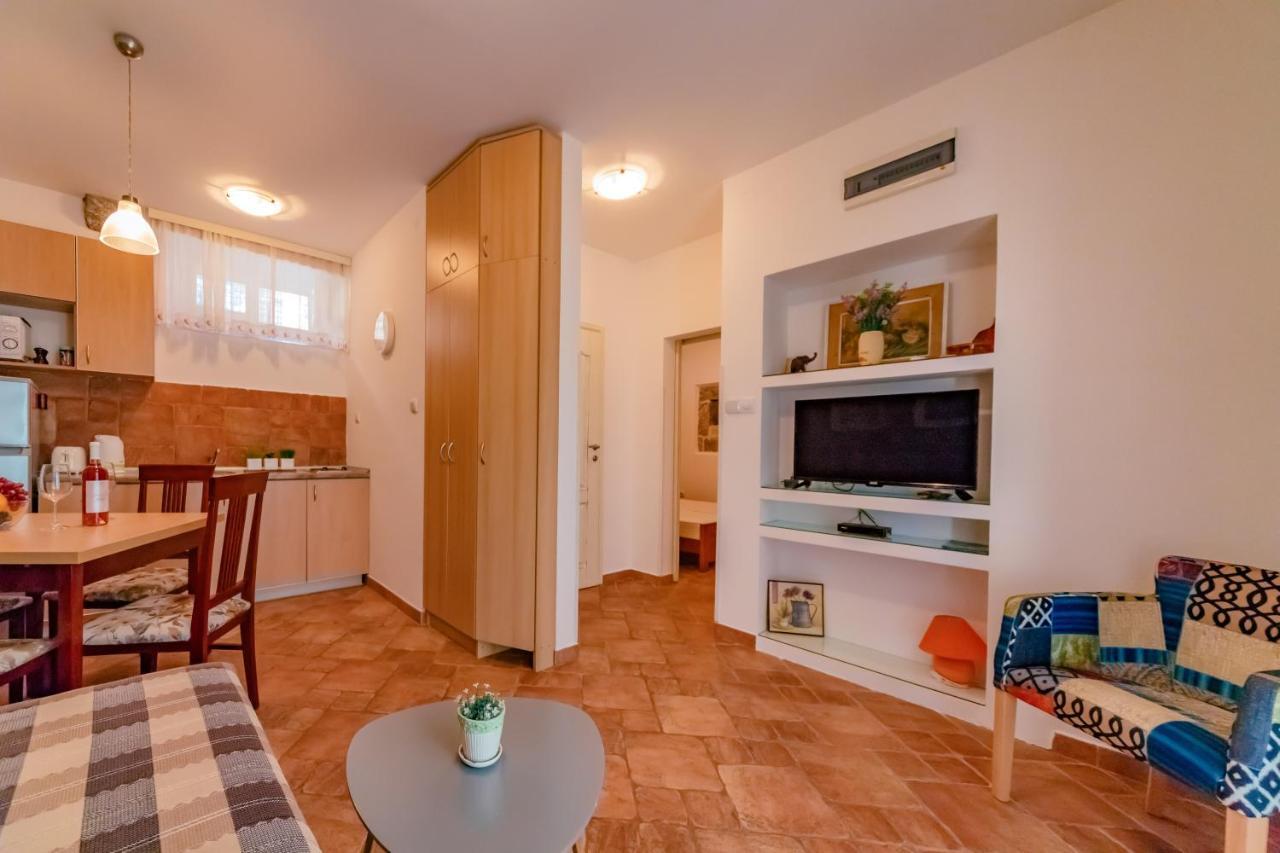 Apartments Bigovo Veljic ティヴァト エクステリア 写真