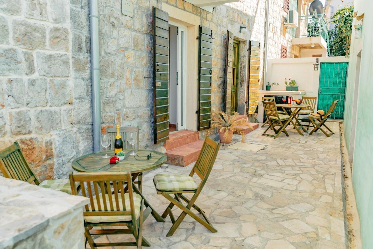 Apartments Bigovo Veljic ティヴァト エクステリア 写真