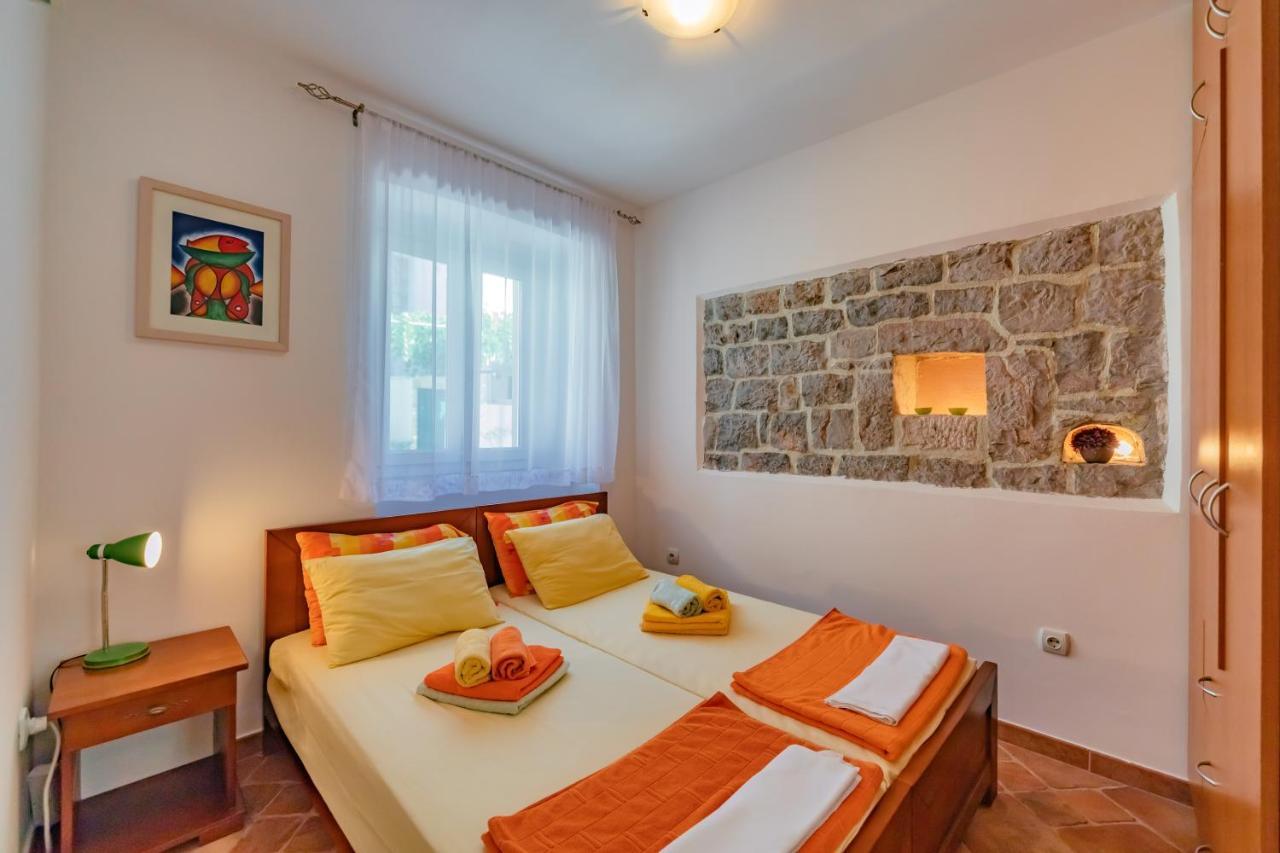 Apartments Bigovo Veljic ティヴァト エクステリア 写真