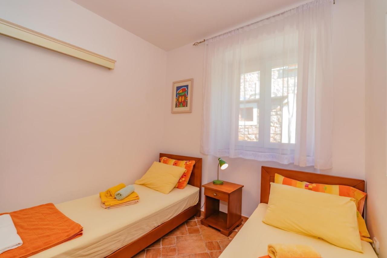 Apartments Bigovo Veljic ティヴァト エクステリア 写真