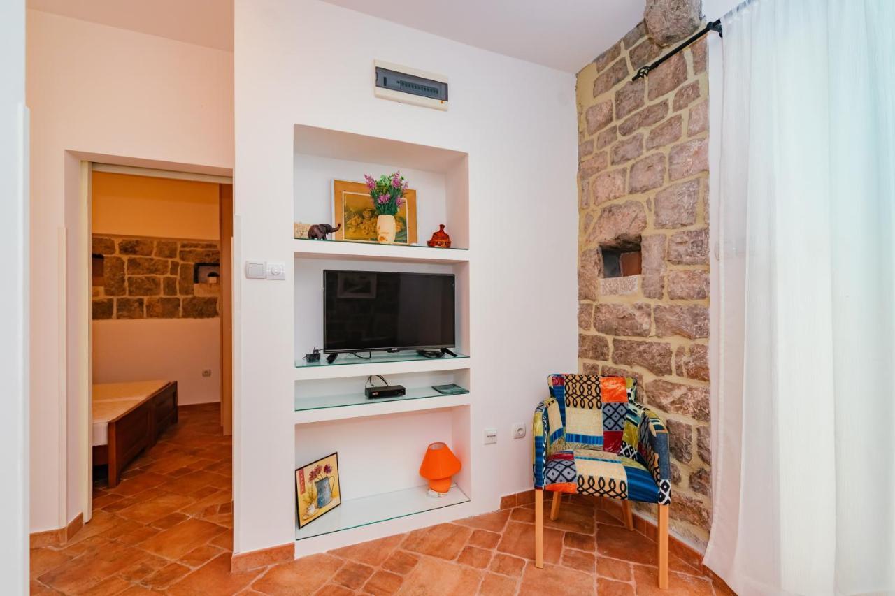 Apartments Bigovo Veljic ティヴァト エクステリア 写真